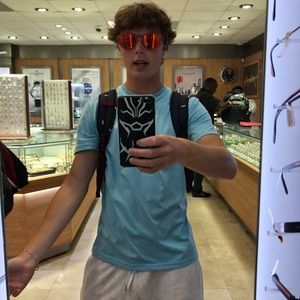 Meet your Posher, Sean